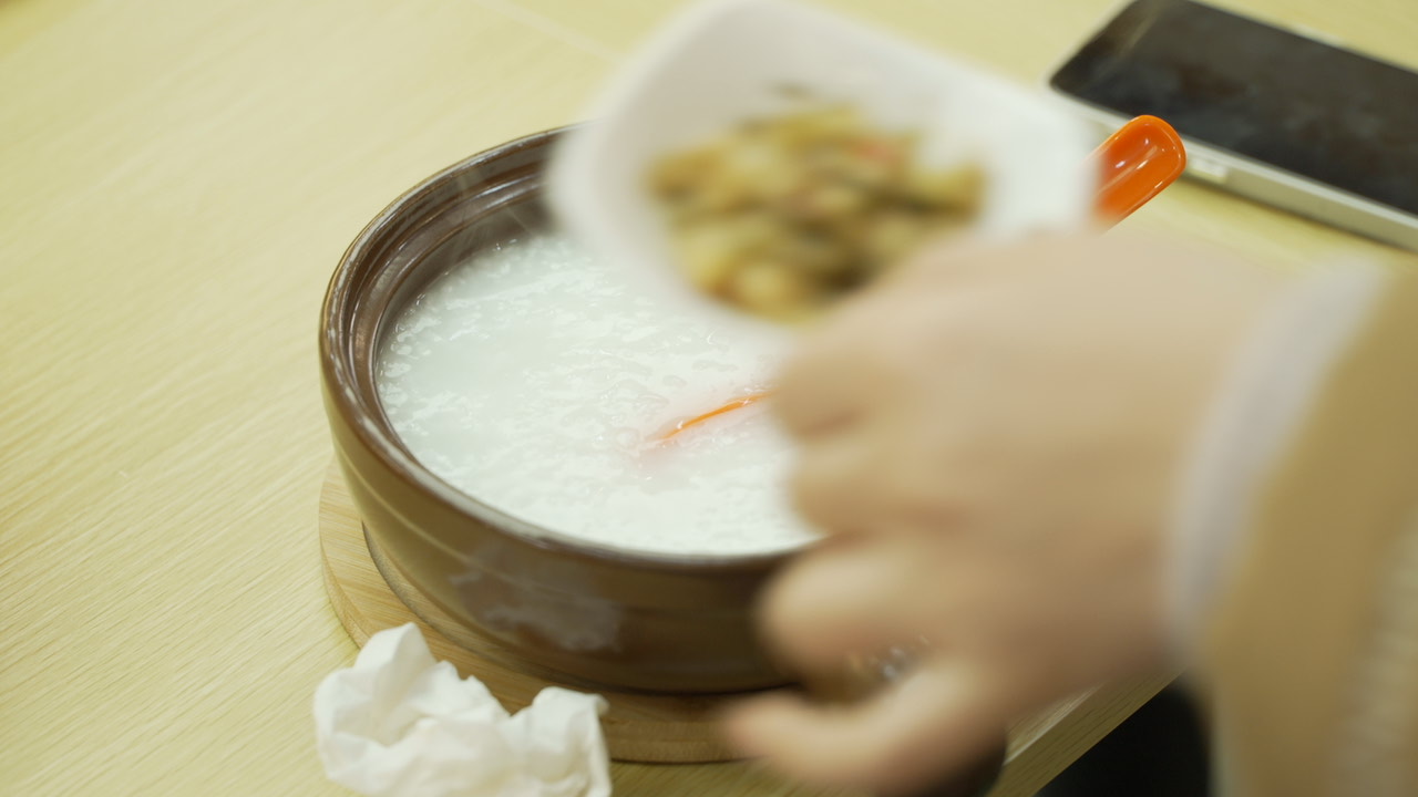 粥员外粥店生意如此红火
